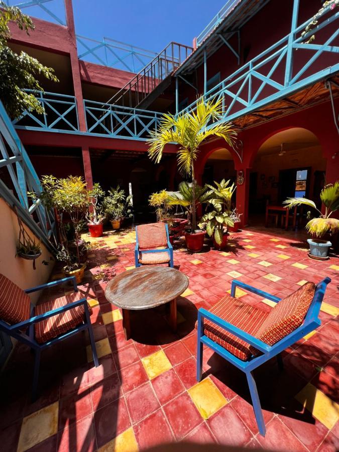 Flyfishes Hotel Saint-Louis Dış mekan fotoğraf