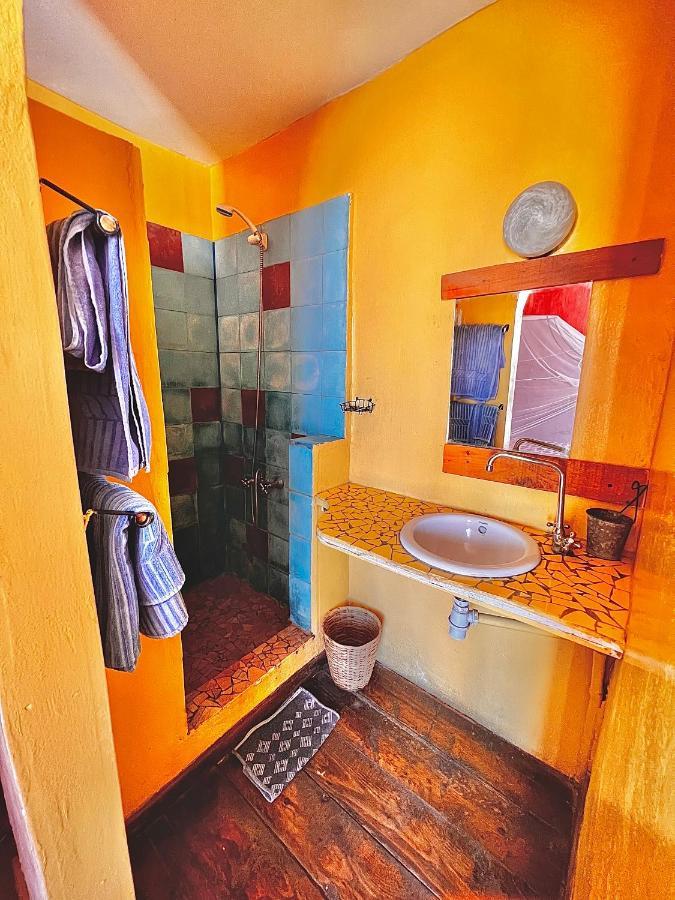 Flyfishes Hotel Saint-Louis Dış mekan fotoğraf